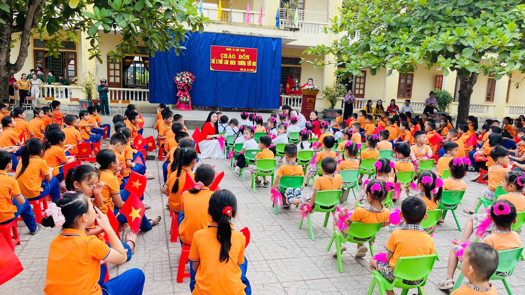 HOẠT ĐỘNG THAM QUAN TRƯỜNG TIỂU HỌC CHO TRẺ 5 TUỔI